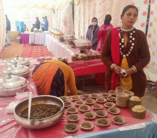 मुख्यमन्त्री पोखरेल निवासमा माघी मिलन कार्यक्रम, दुई दर्जन परिकार चाख्ने अवसर 
