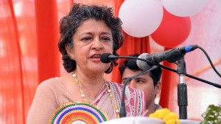 महाधिवेशनमा डा. शेखरलाई समर्थन गर्ने सुजाता कोइरालाको घोषणा