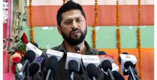 राजनीतिक नियुक्तिका कारण मुलुकमा सही नीति निर्माण हुन सकेन : रवि लामिछाने