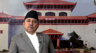 कांग्रेसका सांसदले खोज्न थाले प्रचण्ड सरकारको बिकल्प