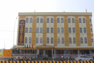 १५ करोड लगानीमा भैरहवामा सञ्चालनमा आयो होटल समृद्धि