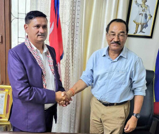 कांग्रेस परित्याग गरेका कृष्ण कार्की राप्रपा नेपालको महामन्त्री