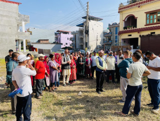 सार्वजनिक जग्गा हडप्न खोजेको भन्दै स्थानीयको विरोध
