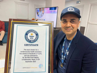 मुटुरोग विशेषज्ञ डा. ओम मूर्ति अनिलले राखे विश्व रेकर्ड