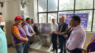 क्यान्सर अस्पतालमा जडान गरिएको पानीको फिल्टर प्लान्ट हस्तान्तरण 