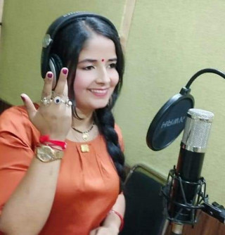 भैरहवा मेलामा आइतबार भोजपुरी कलाकार पुनम पाण्डे आउँदै