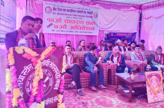 दर्ता बिना ग्रीलजन्य काम गर्न नदिन व्यवसायीको माग