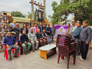 रिलायन्स फाइनान्सद्वारा नवदुर्गा मन्दिर समितिलाई ३० थान कुर्सी हस्तान्तरण