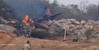 भारतीय वायुसेनाको बिमान दुर्घटना, दुई पाइलटको मृत्यु