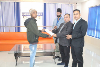 अक्षयकोषबाट आर्थिक अवस्था कमजोर भएका बिरामीलाई सहयोग