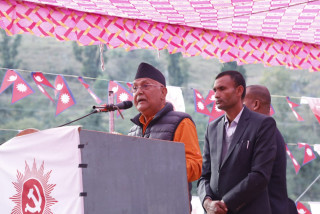 मन्ताभीर छलेर एमाले पुष्पलाल मध्यपहाडी लोकमार्गको यात्रा