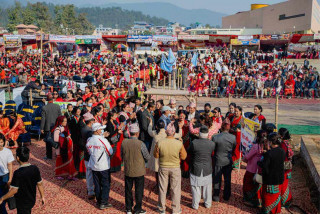 बुटवल मेलामा दर्शकहरुको उत्साहजनक सहभागीता