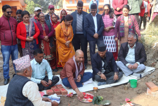 भानु माविमा निर्माण हुने चारकोठे भवनको गृहमन्त्री पाण्डेयद्वारा शिलान्यास