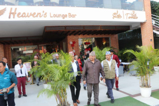 दुई घण्टा बुटवलमा व्यतित गरेर भैरहवा फर्किए पूर्वराजा ज्ञानेन्द्र