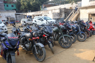 रुपन्देही प्रहरीको ‘क्लिन स्वीप अपरेशन’ : २३ वटा मोटरसाइकल बरामद
