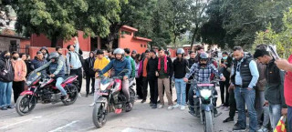 अनेरास्ववियु बुटवल बहुमुखी क्याम्पस कमिटीद्वारा ‘स्लो बाईक रेस’