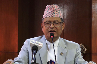 आगामी अधिवेशनमा सहमतिबाटै टिआरसी विधेयक पारित हुन्छ : कानूनमन्त्री गुरुङ