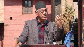 प्रधानमन्त्रीलाई प्रेम सुवालको सुझाव : देश विकास गर्न नसके राजीनामा दिनुस्