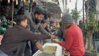 नेकपा एकीकृत समाजवादी सिद्धार्थनगरले खुवायो खिचडी