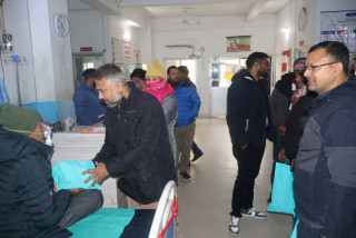 जय बागेश्वरी बहुमुखी सहकारीद्वारा बिरामीहरुलाई फलफूल वितरण