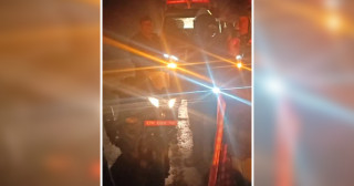 मन्त्री पाण्डेयद्वारा मोटरसाइकल बिग्रेर अलपत्र अवस्थामा रहेका दुईजनाको उद्वार