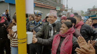 तिलोत्तमामा पैदलयात्रु आफैंले ट्राफिक लाइट बालेर बाटो काट्न सक्ने