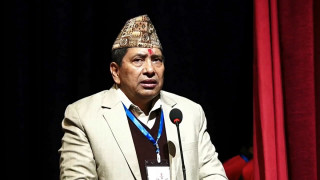 अदालतले बिदा नदिए पनि आजको दिन ऐतिहासिक जनयुद्ध दिवस हो :  गृहमन्त्री श्रेष्ठ