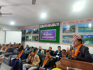 पत्रकार महासंघको इतिहास तोडमोड गर्न पाइँदैन : सूर्य थापा