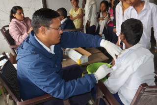 रोहिणीमा १२ हजार बालबालिकालाई दादुरा–रुबेला खोप लगाइँदै