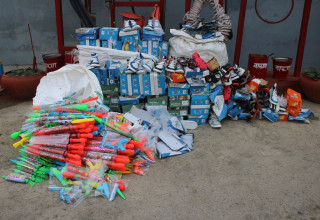 रुपन्देहीमा भन्सार छलेर ल्याइएको दुईलाख बराबरको सामान बरामद