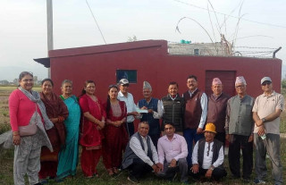 ठूलाखर्क सेवा समाज रुपन्देहीद्वारा कुलायन मन्दिरलाई सहयोग