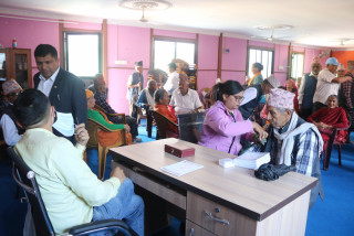 तिलोत्तमा–६ मा वित्तीय साक्षरता, स्वास्थ्य शिविर र बीमा कार्यक्रम