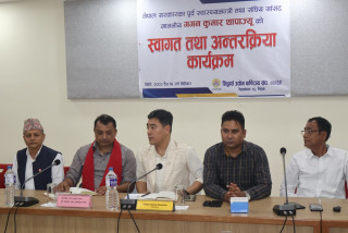 गगन थापासँग व्यवसायीको गुनासो : गौतमबुद्ध अन्तर्राष्ट्रिय विमानस्थल नचल्दा पीडामा छौं