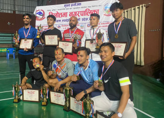 प्रदेशस्तरीय ब्याडमिन्टनको उपाधि रविन र युवराजको जोडीलाई