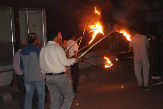 ठाकुर डाँगीलाई शहीद घोषणाको माग गर्दै भैरहवामा राप्रपाको राँके जुलुस (तस्वीरहरु)