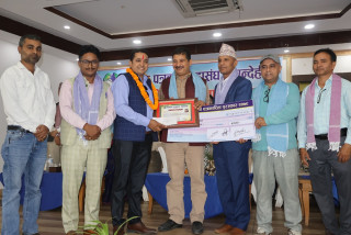 खबरपात्रोका प्रधानसम्पादक घिमिरेलाई ‘सिद्धार्थ श्रमजीवि पत्रकारिता पुरस्कार’