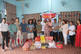 राईजिङ्ग सन युथ क्लबद्वारा सिद्धार्थ बालगृहलाई खाद्यान्न वितरण