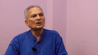 प्रधानमन्त्री प्रचण्डमा अति कुर्सीमोह, दलगत र गुटगत संकिर्ण चिन्तन देखापरेको छ : पूर्वप्रधानमन्त्री भट्टराई