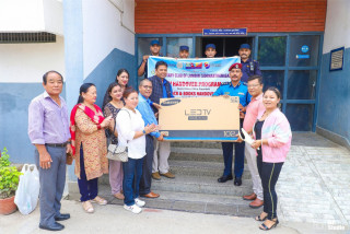 रोटरी लुम्बिनी सिद्धार्थनगरद्वारा टिभी, लाईब्रेरी र्‍याक र किताब हस्तान्तरण