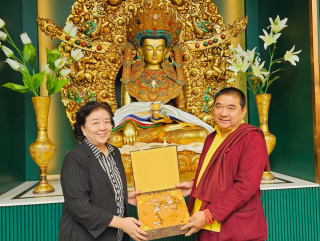 उपाध्यक्ष डा. लामाद्वारा चीनको शान्सी प्रान्तका उपमन्त्री होङसँग भेटवार्ता