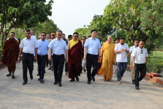 चिनियाँ मन्त्रीको लुम्बिनी भ्रमण,  गौतमबुद्ध अन्तर्राष्ट्रिय विमानस्थलमा उडान गर्ने प्रतिबद्धता