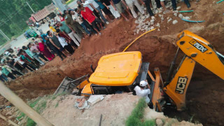 नाला खन्दा पुरिएर तीन मजदूरको मृत्युु