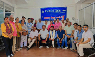 तिलोत्तमा व्यापार संघद्वारा कार्यालय प्रमुखको बिदाई र स्वागत