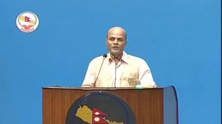 अर्थमन्त्रीले केही व्यापारीको इन्ट्रेस्टमा बजेट बनाए : डा अमरेशकुमार सिंह