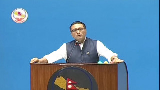 सरकारले नयाँ चरणको आर्थिक सुधार कार्यक्रममा विशेष ध्यान दिनुपर्छ : डा.स्वर्णिम वाग्ले