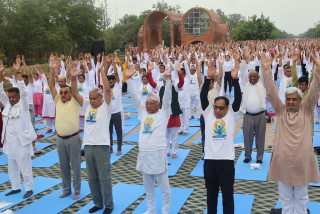 लुम्बिनीमा मनाइयो अन्तर्राष्ट्रिय योग दिवस (फोटोफिचर)