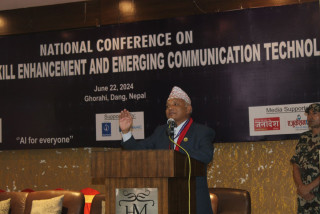 नेपालको श्रम बजारलाई विदेश जानबाट रोक्नुपर्छ : मुख्यमन्त्री महरा