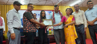 एसईई उत्तीर्ण विद्यार्थीहरुलाई काशीमा सम्मान