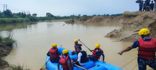 रोहिणी खोलामा डुबेका युवक अझै भेटिएनन्, खोजी कार्य जारी