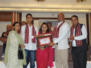 एसईईमा उत्कृष्ट नतिजा ल्याउने विद्यार्थीलाई प्याब्सन सिद्धार्थनगरद्वारा सम्मान